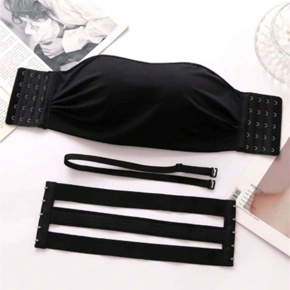 Clothing - Picture 8 of 11